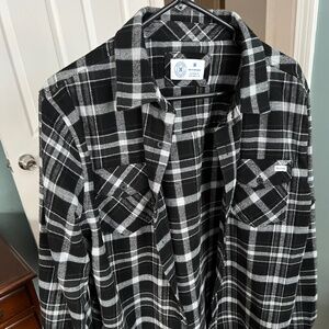 Hurley Black and White Plaid Flannel Over Shirt Men's Medium
